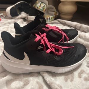 Nike volleyball shoes